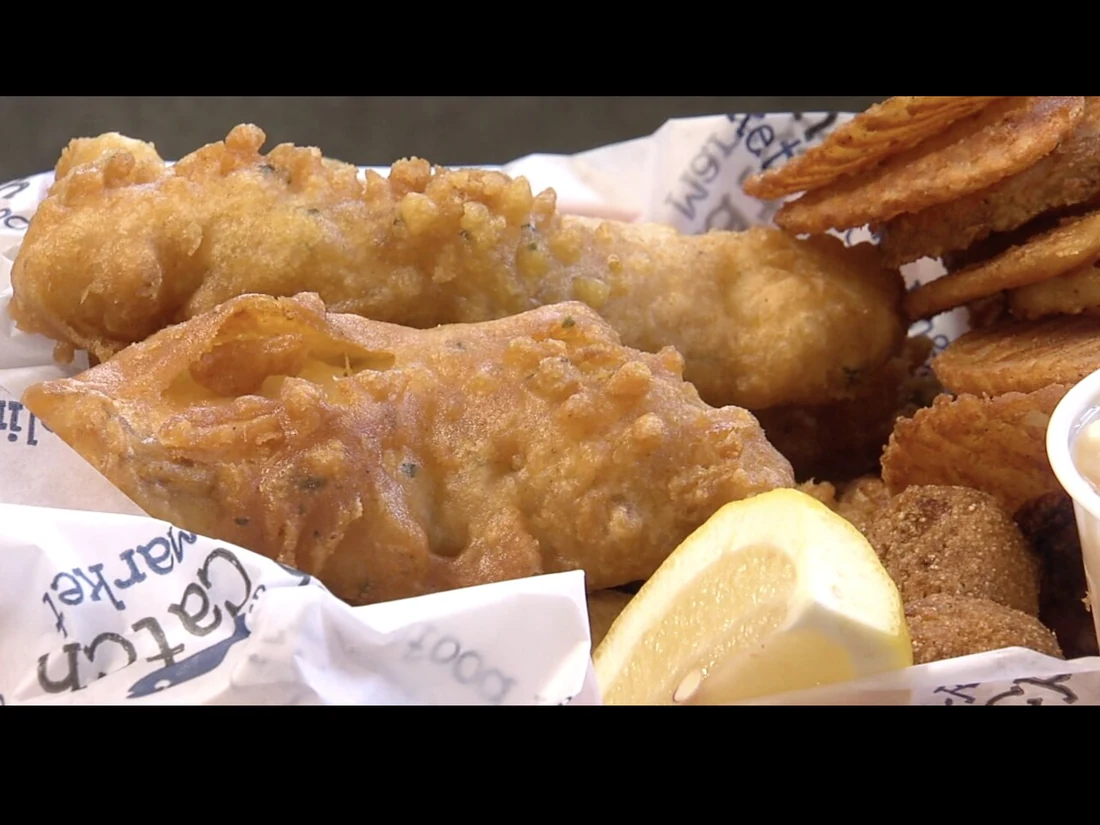 Fried seafood platter at Caplinger's